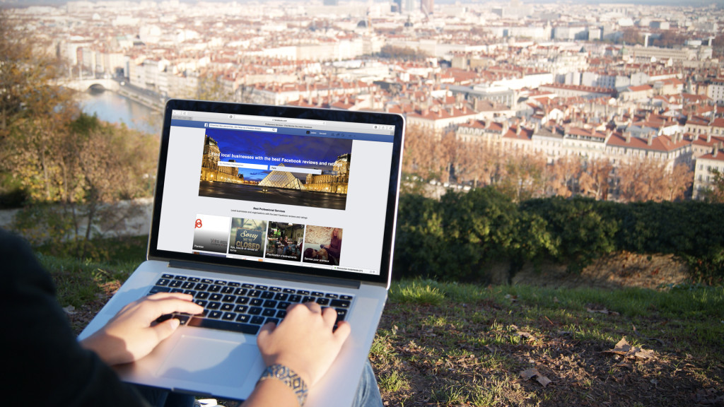 macbook-retina-facebook
