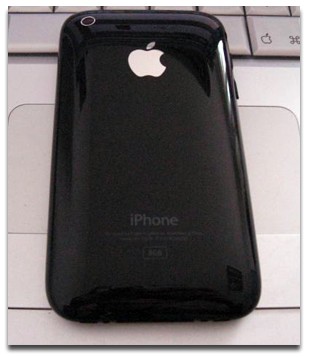 L&rsquo;iPhone 3G n&rsquo;aura pas de coque noir brillant