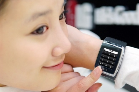 LG Touch Watch Phone : une montre-téléphone chez Orange