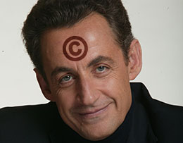 Nicolas Sarkozy reçoit de jeunes artistes pour défendre la loi Hadopi