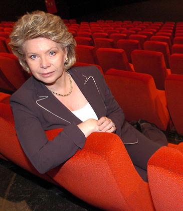 En campagne, Viviane Reding estime que l&rsquo;Hadopi ne viole pas le droit européen