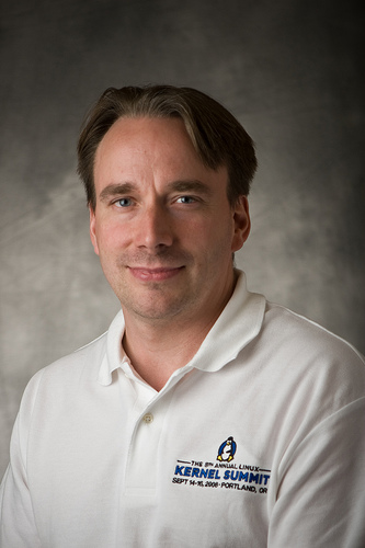 Le Nexus One de Google est le premier mobile à séduire Linus Torvalds