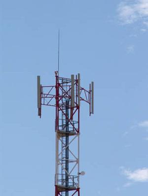 SFR ne veut pas que Free loue son réseau 3G