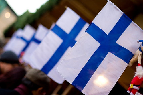 La Finlande songe à une riposte graduée limitée aux avertissements