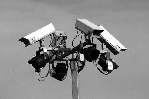 La CNIL s&rsquo;oppose à la vidéosurveillance dans les écoles