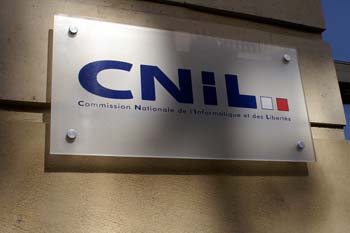 Hadopi : la CNIL va contrôler TMG sur la fuite de données