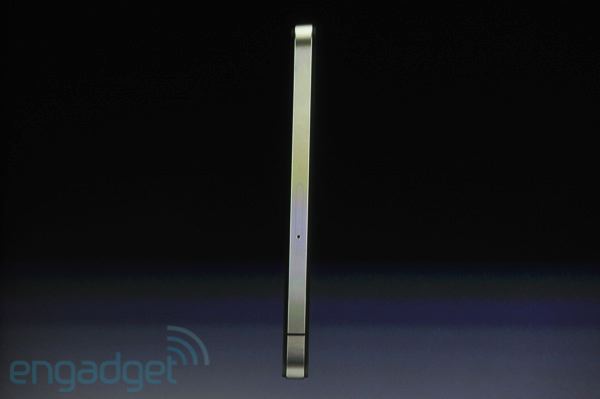 Apple présente l&rsquo;iPhone 4S, disponible le 14 octobre