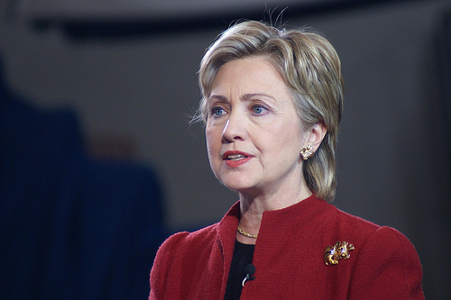Hillary Clinton appelle le secteur privé à protéger les libertés numériques