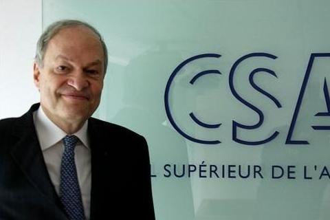 CSA : Michel Boyon suggère l&rsquo;extension de la taxe COSIP sur les FAI