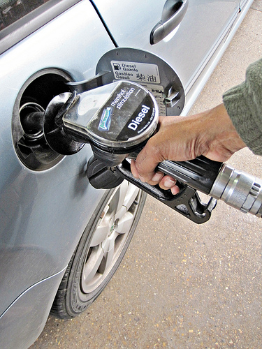 Open Data : les prix des stations essence restent payants, et chers