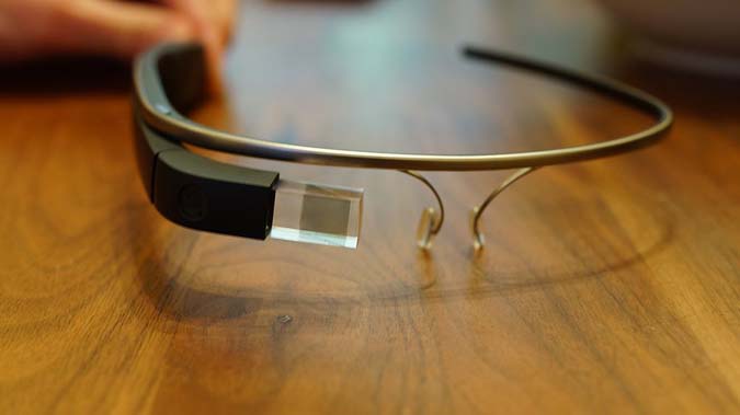Google fait pression pour éviter des lois anti-Google Glass au volant