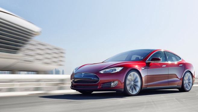 La Model S de Tesla Motors peut déjà conduire toute seule sur autoroute