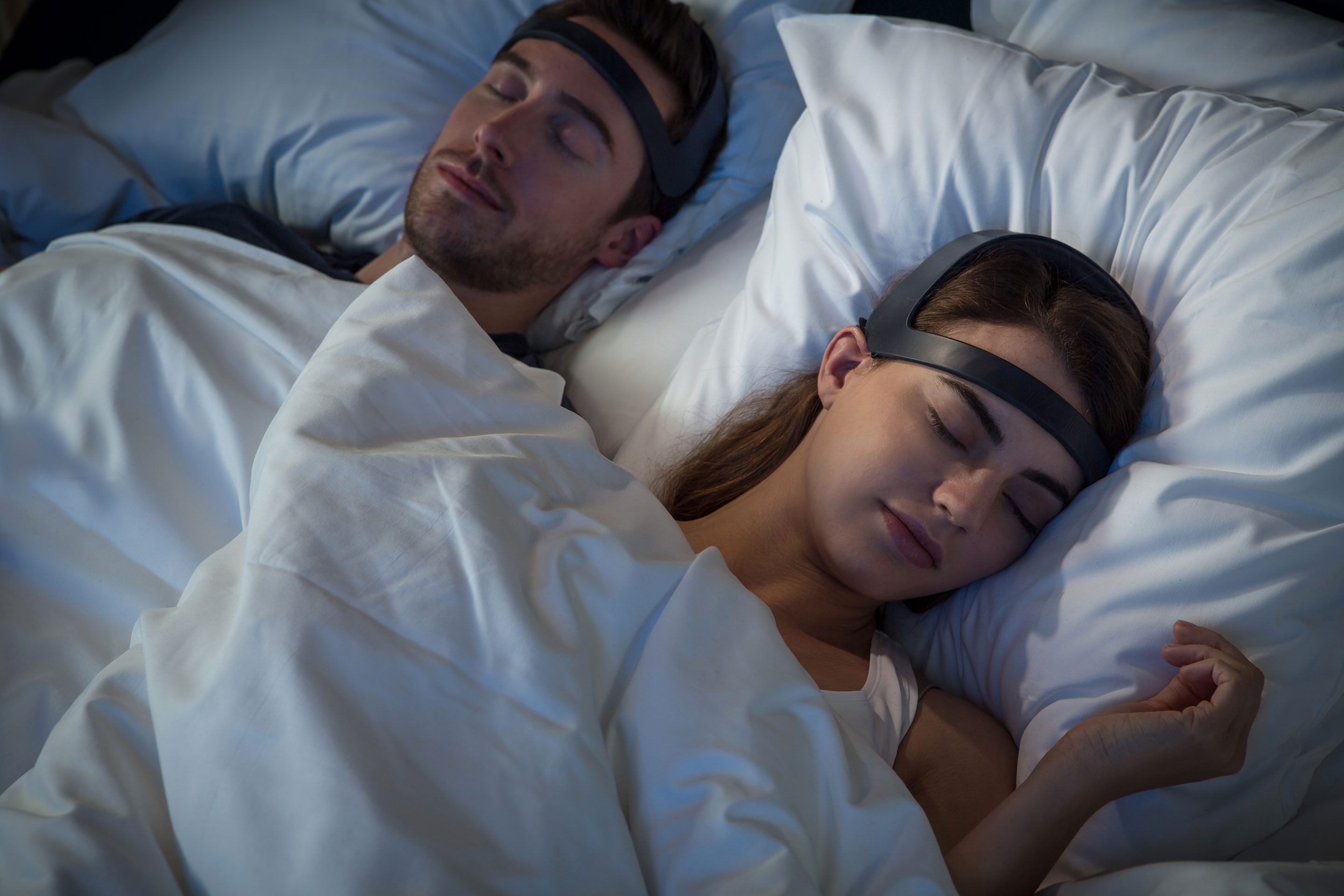 Dormir un mois avec un casque Dreem : je ne sais pas comment, mais ça  marche - Numerama