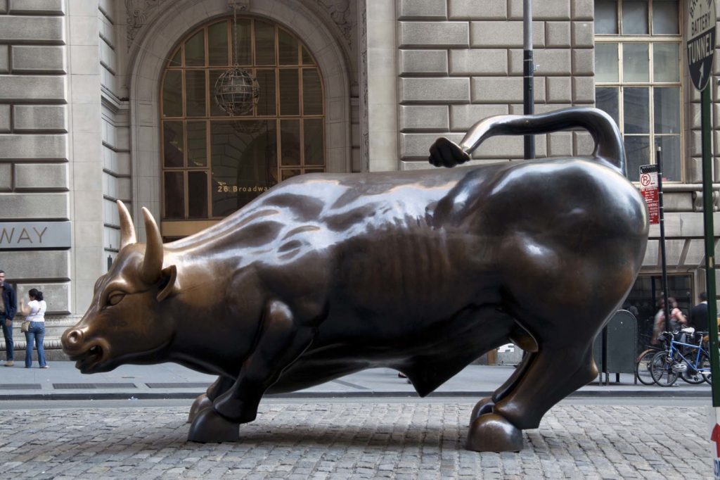 charging-bull-wall-street-sculpture-bronze