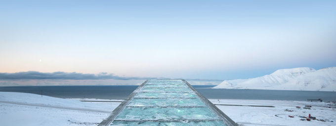 Fin du monde : en Norvège, un coffre-fort géant protège des graines et des données