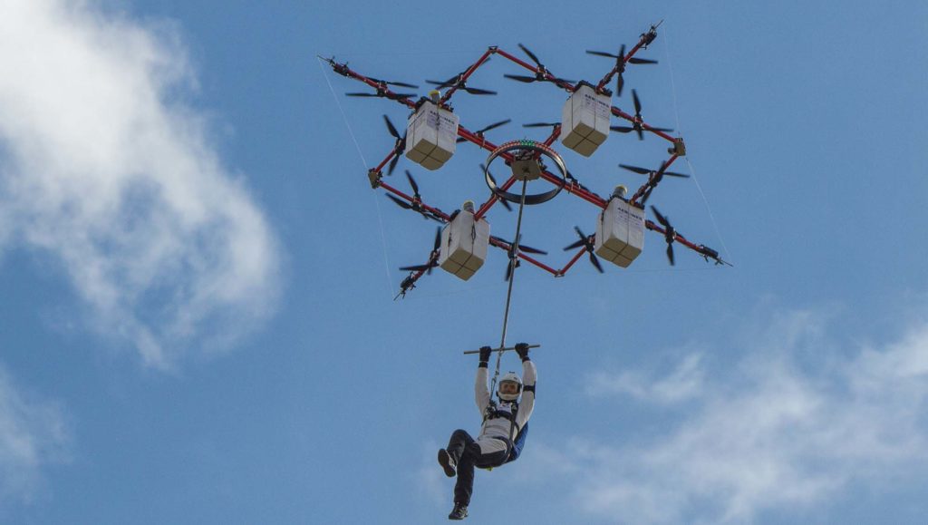 drone-parachute-saut