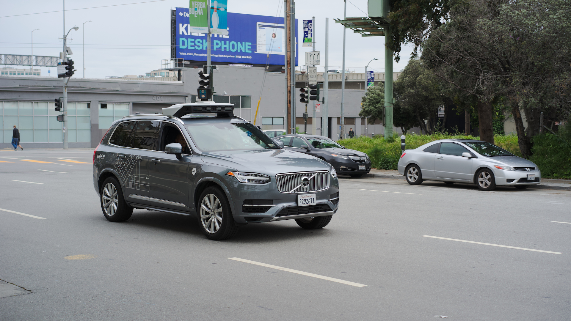 Après plusieurs désastres, Uber met un « stop » à la conduite autonome