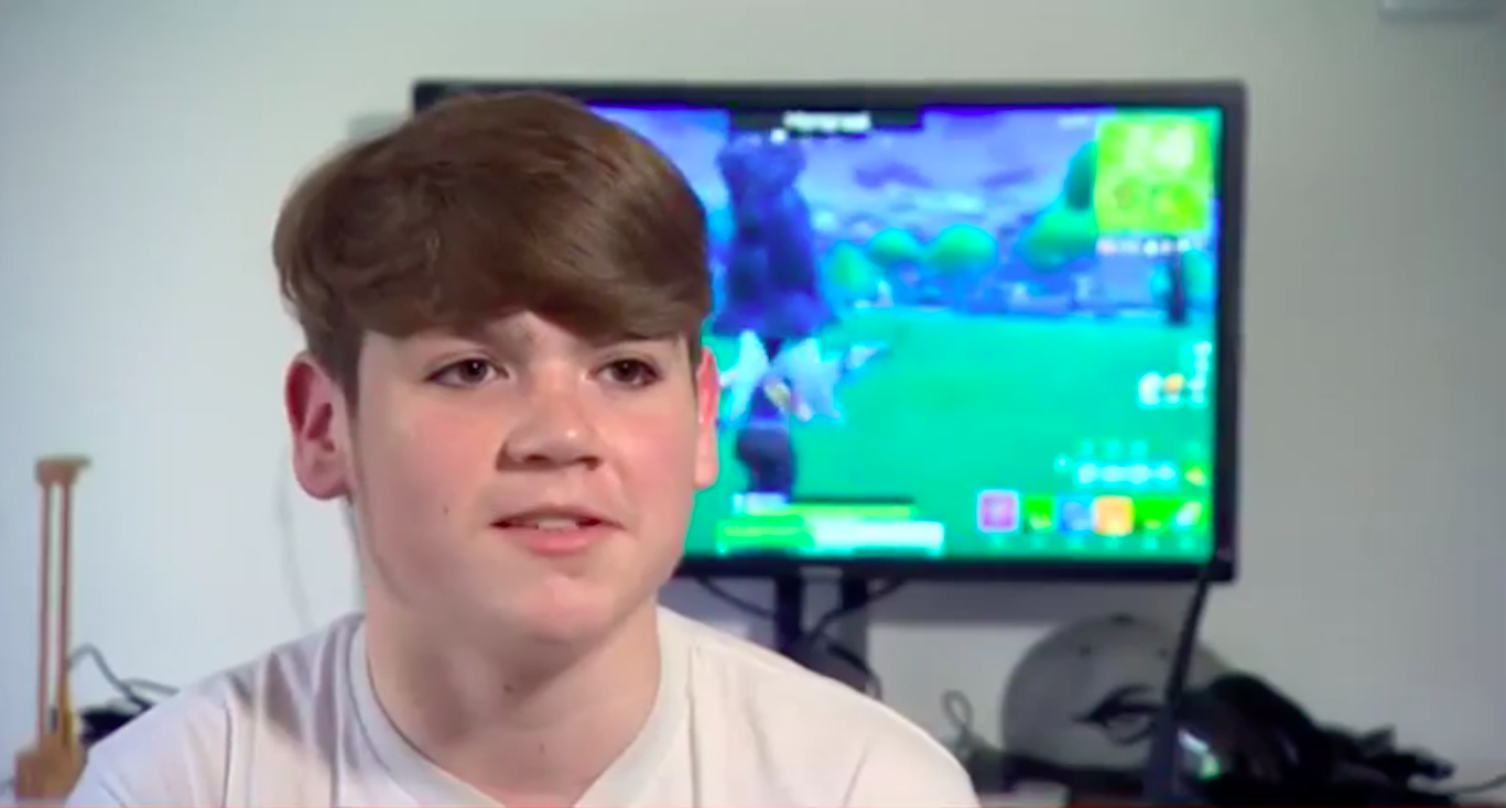 fortnite a 13 ans il devient le plus jeune joueur professionnel - top joueur francais fortnite