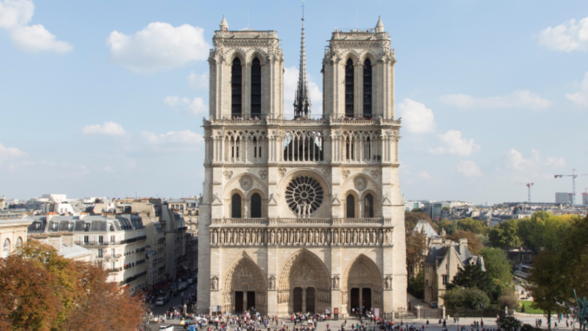 Notre-Dame de Paris : une enquête a été ouverte suite à de faux appels