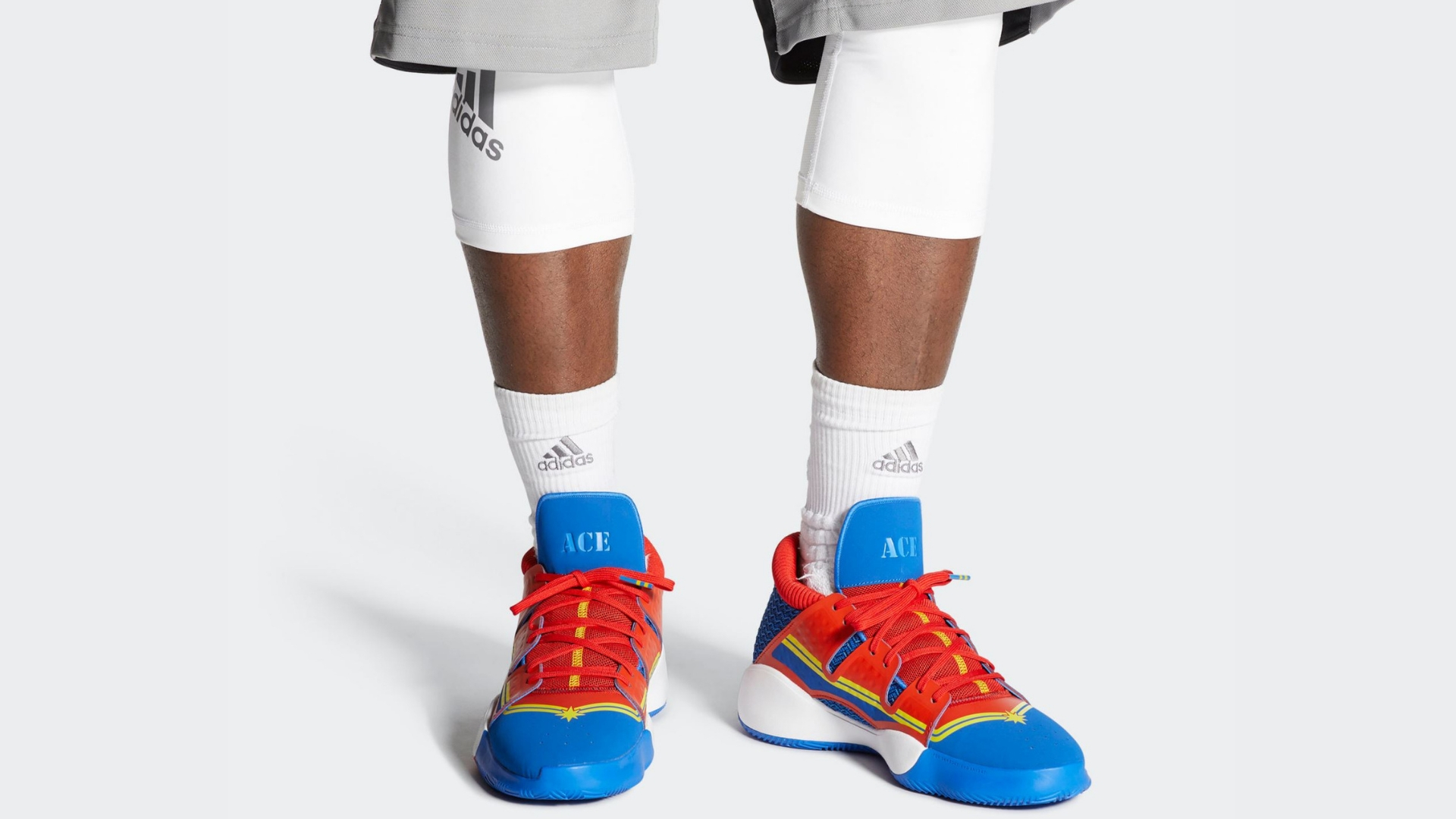 chaussure avengers adidas