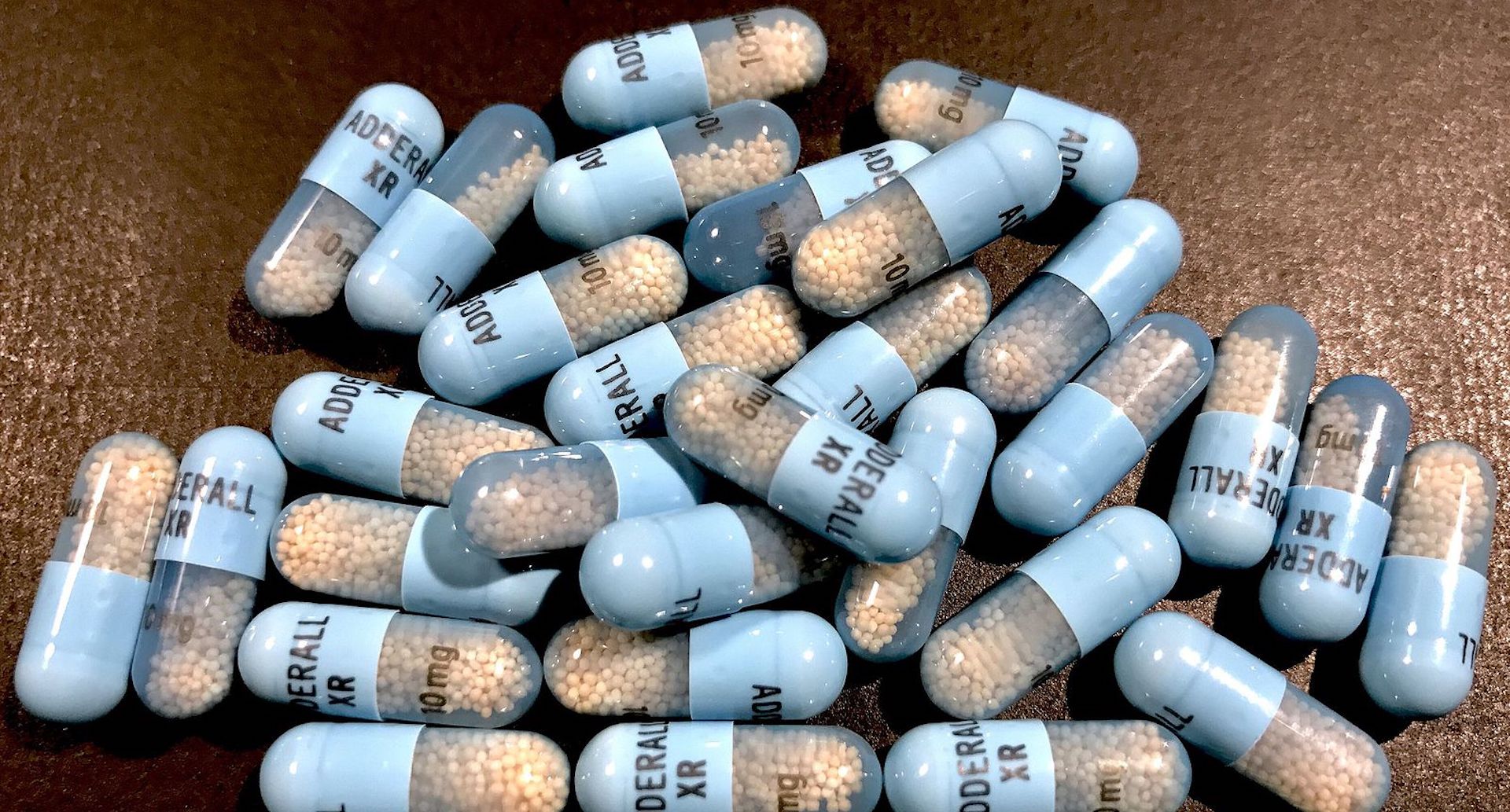 Ils avalent des pilules comme des Skittles » : enquête sur le ...