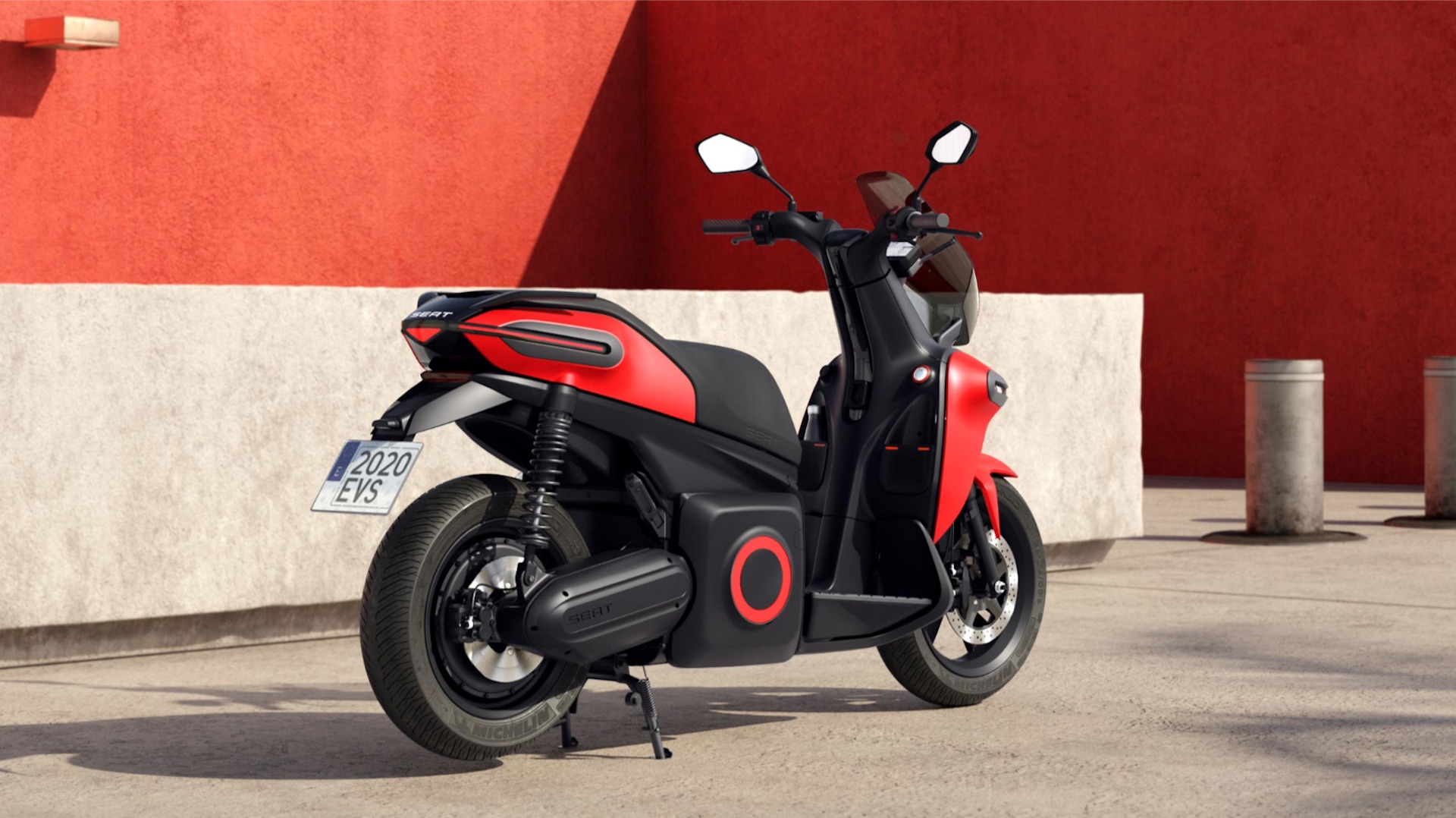 Le scooter électrique de Seat aura 125 km d'autonomie et une