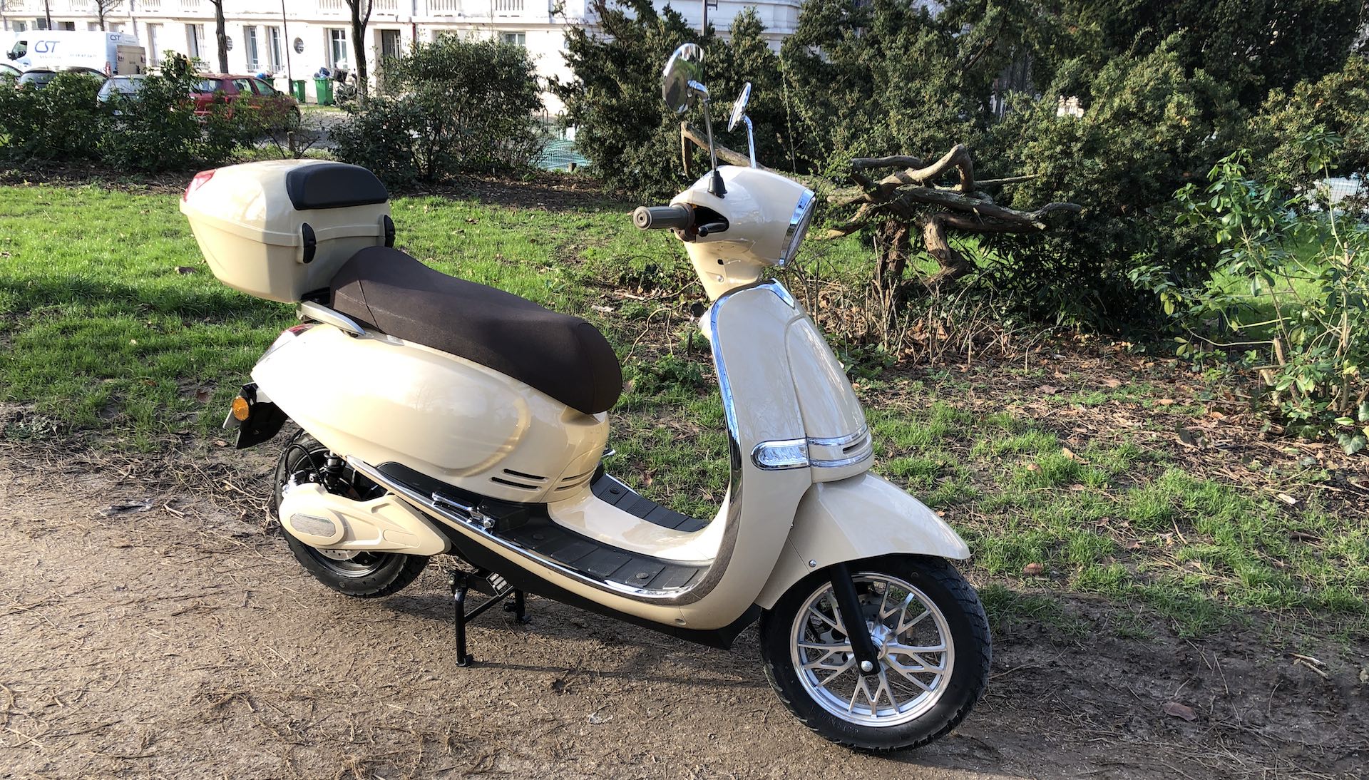 Scooter : le meilleur équivalent 125  4-rider-5000