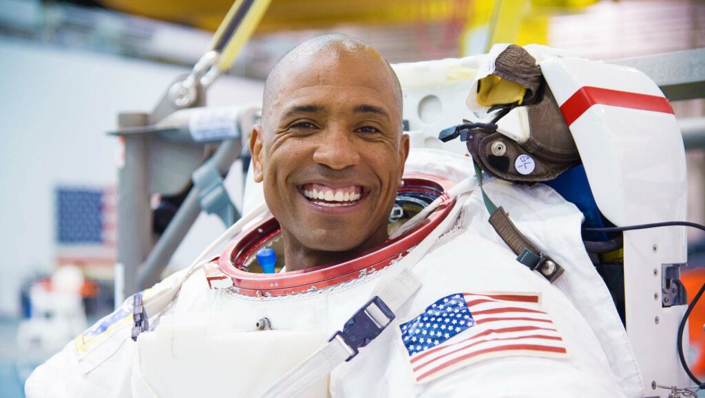 Victor Glover Jr