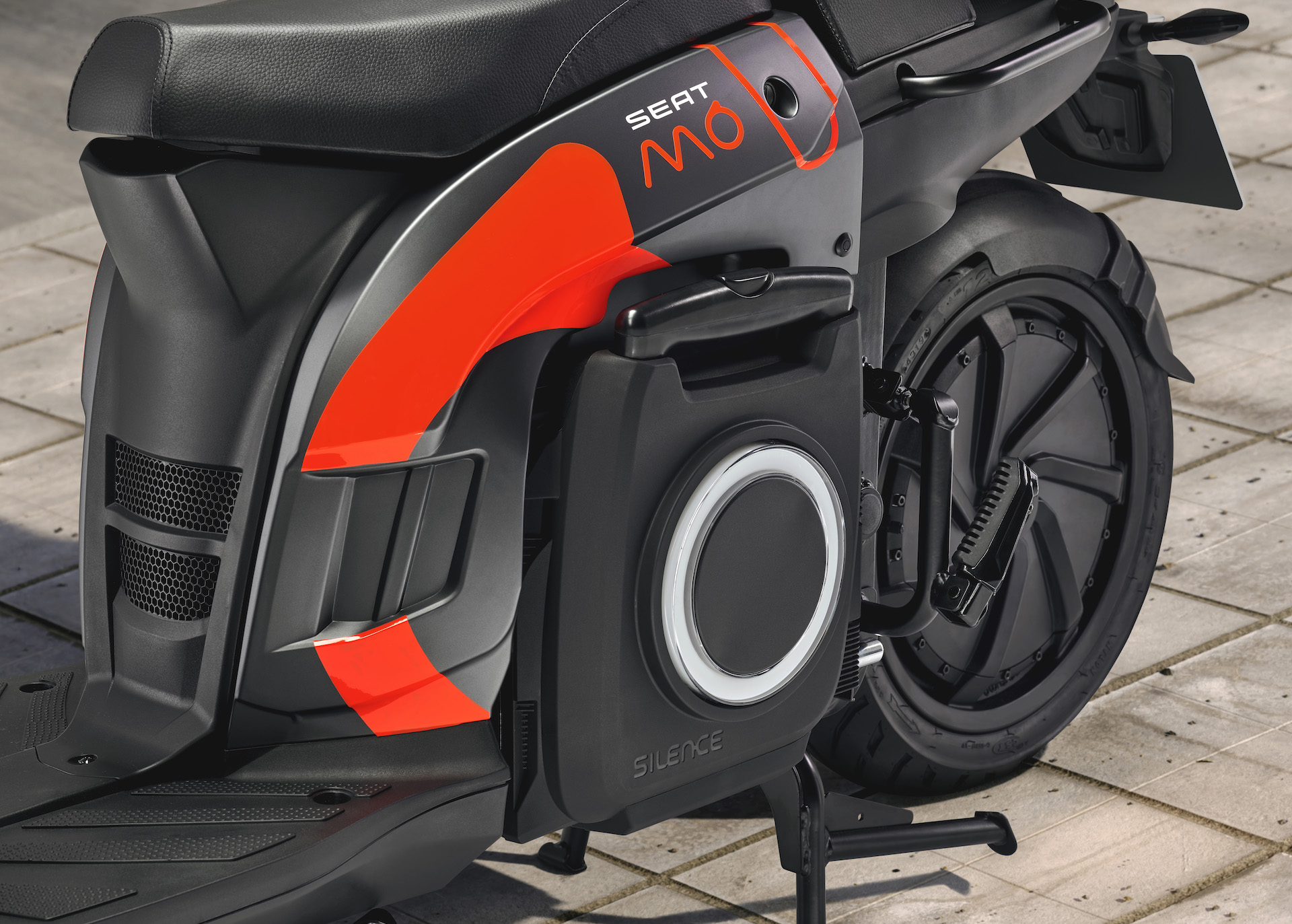 Le scooter électrique de Seat aura 125 km d'autonomie et une