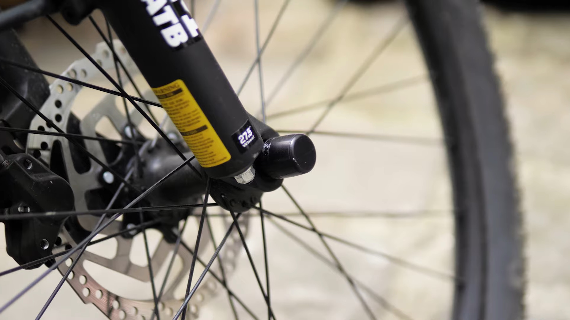 Antivol pour vélo électrique : nos accessoires favoris pour éviter de se  faire voler son VAE - Numerama