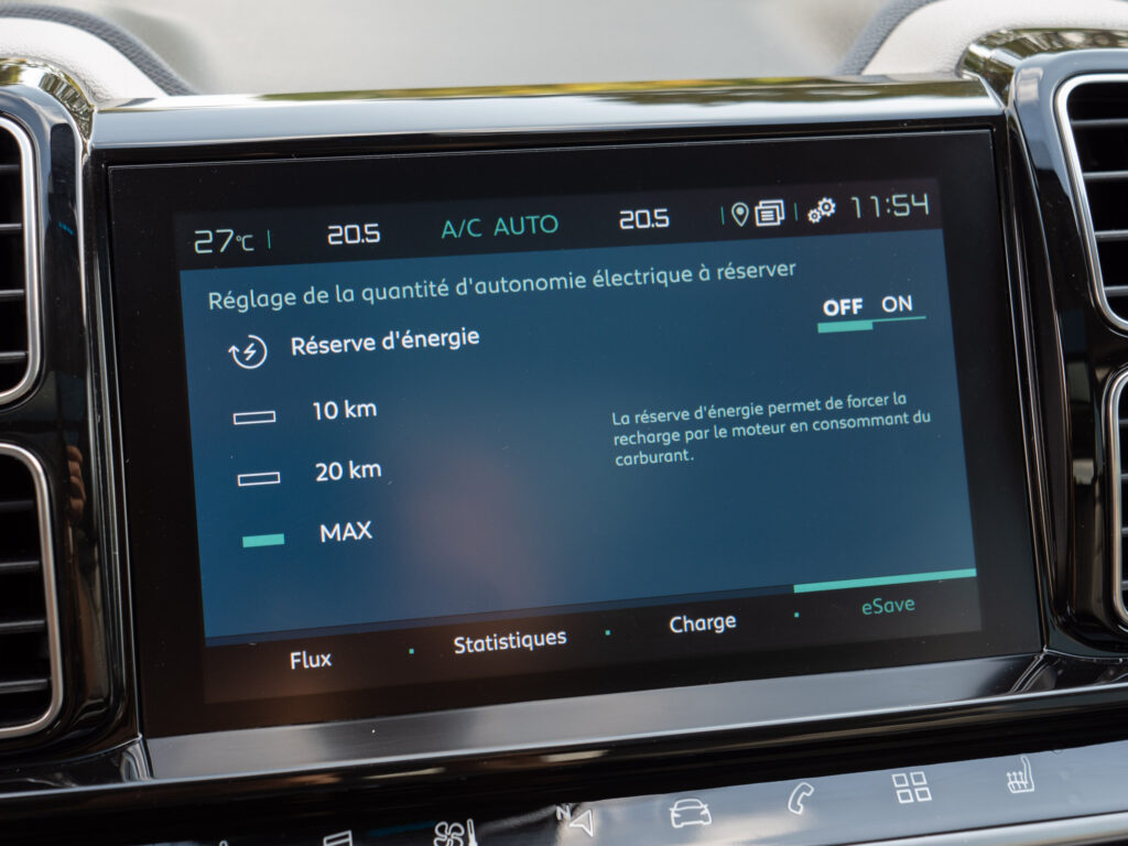 Comment fonctionne une voiture hybride rechargeable ? L'exemple du SUV ...