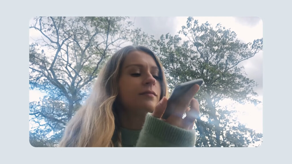 Nous avons fredonné dans « Google Shazam » pour voir si cela fonctionnait vraiment.