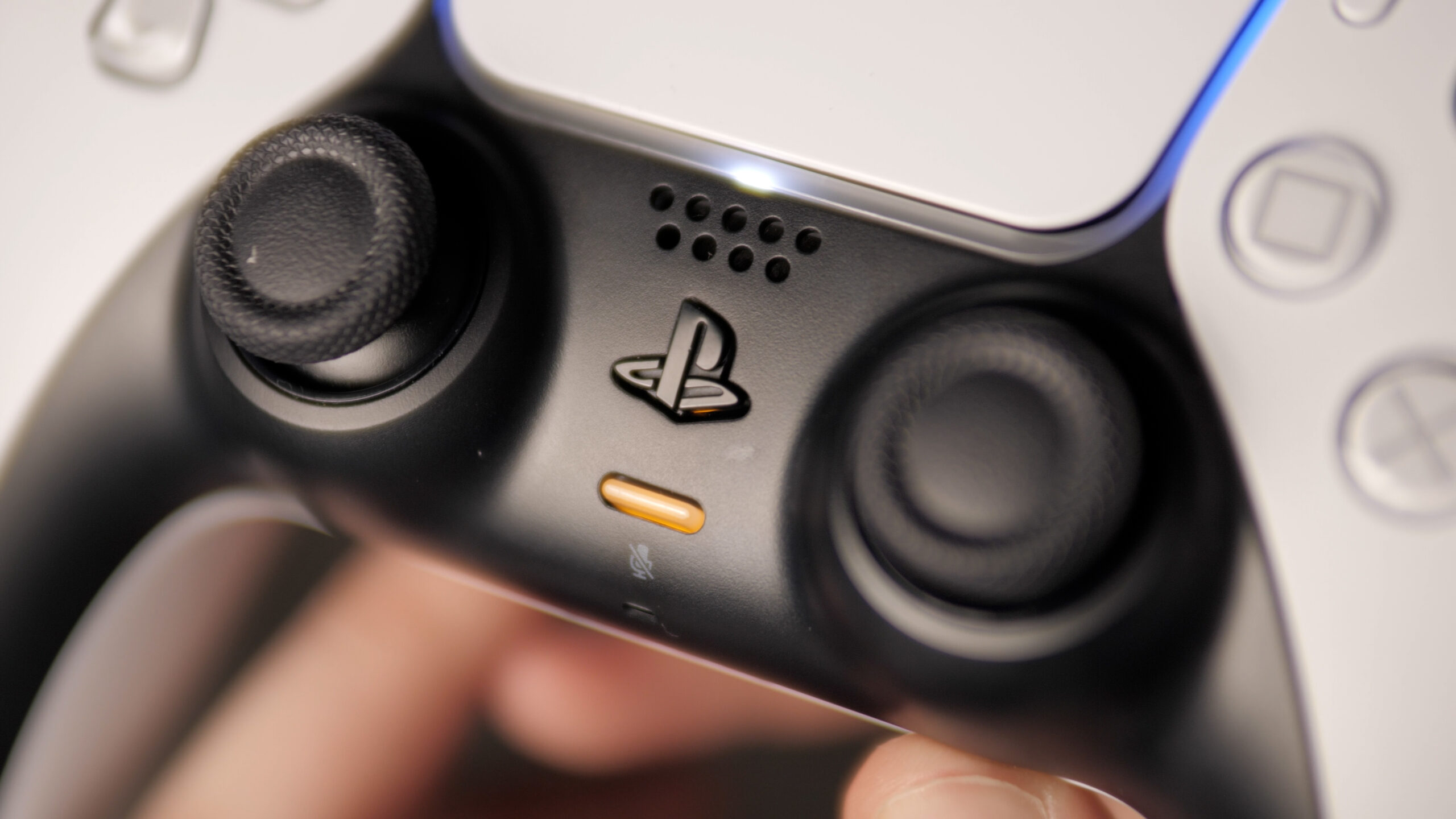 Console Playstation 5  Comment dépoussiérer sa PS5