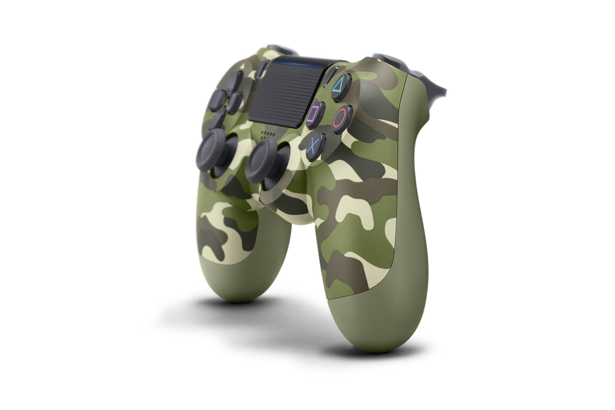 PS4 la DualShock 4 se met au camouflage pour s’infiltrer dans nos salons