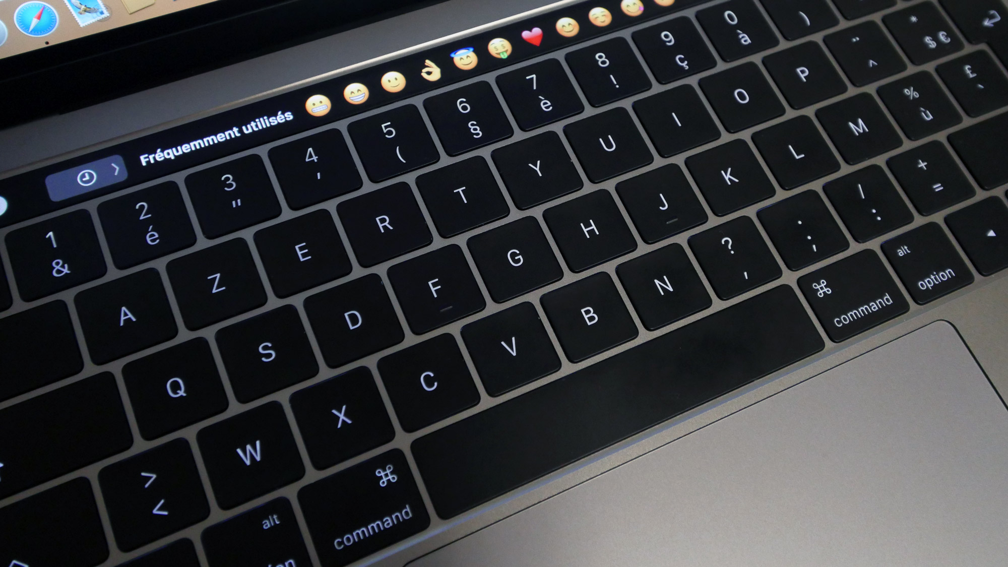 On a testé le MacBook Pro avec Touch Bar, l'ordinateur de demain