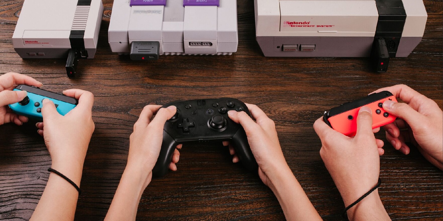 On peut jouer aux vieilles consoles Nintendo avec les manettes Switch et un  adaptateur - Numerama