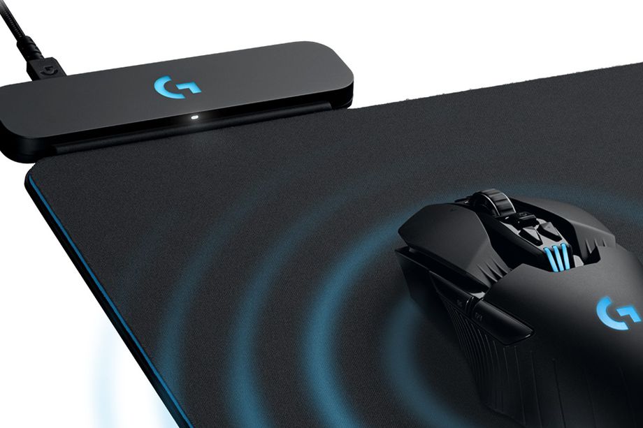 Ce tapis conçu par Logitech recharge votre souris sans fil - Numerama