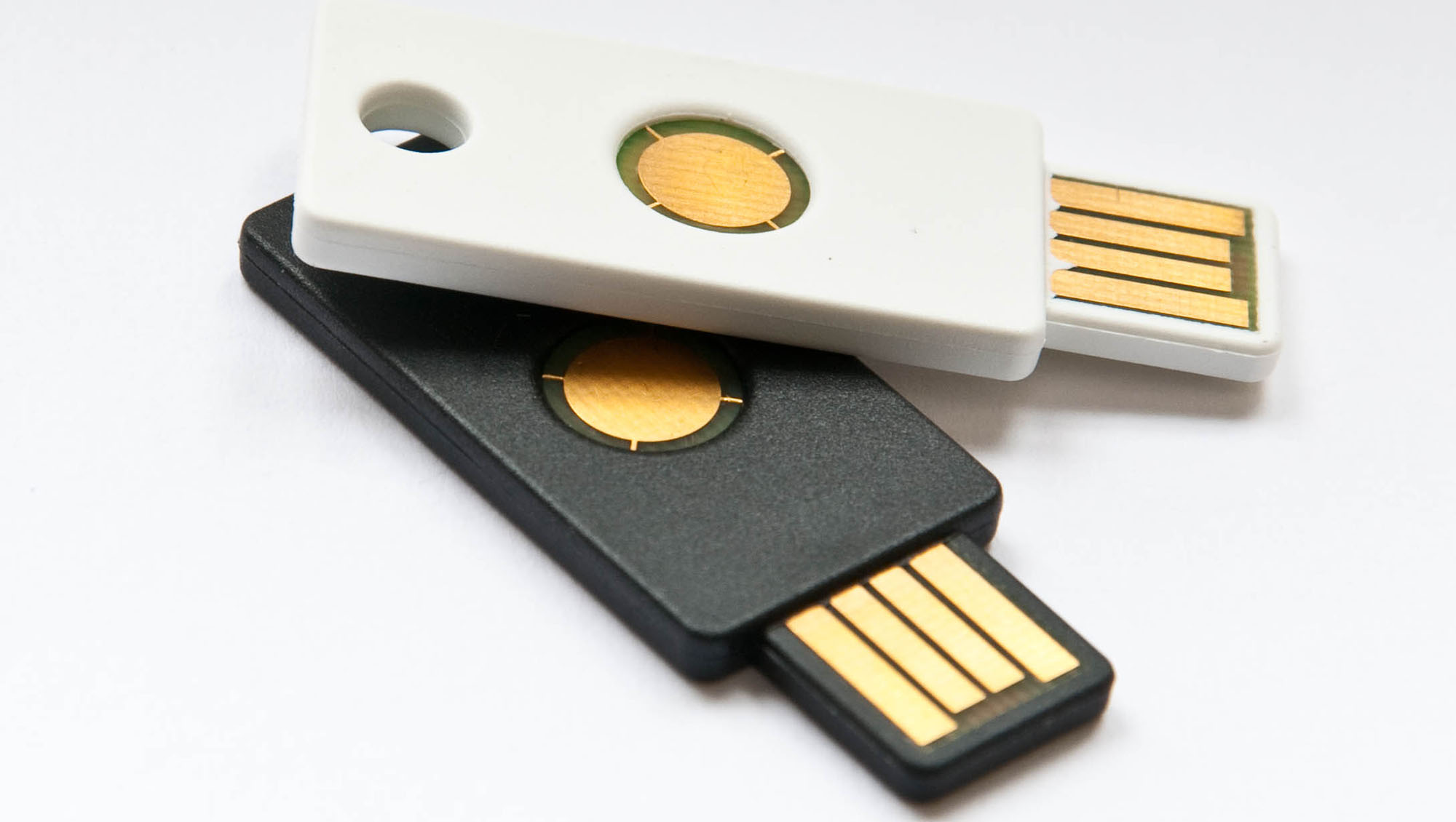 Double authentification : Thunderbird ajoute le support des clés USB de  sécurité U2F - Numerama