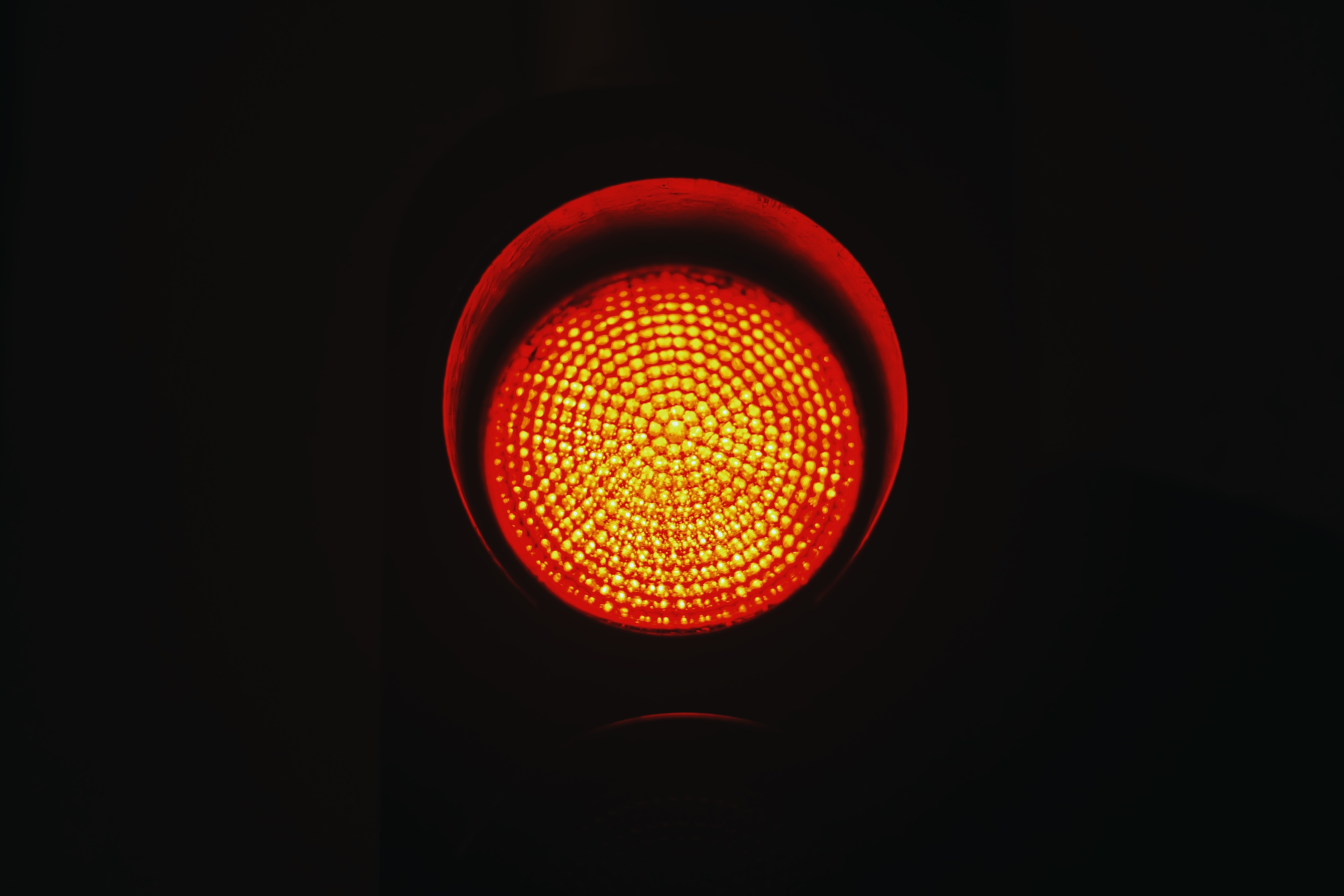 Traffic light red. Красный светофор. Красный свет светофора. Красный йвет световофра. Красный сигнал.