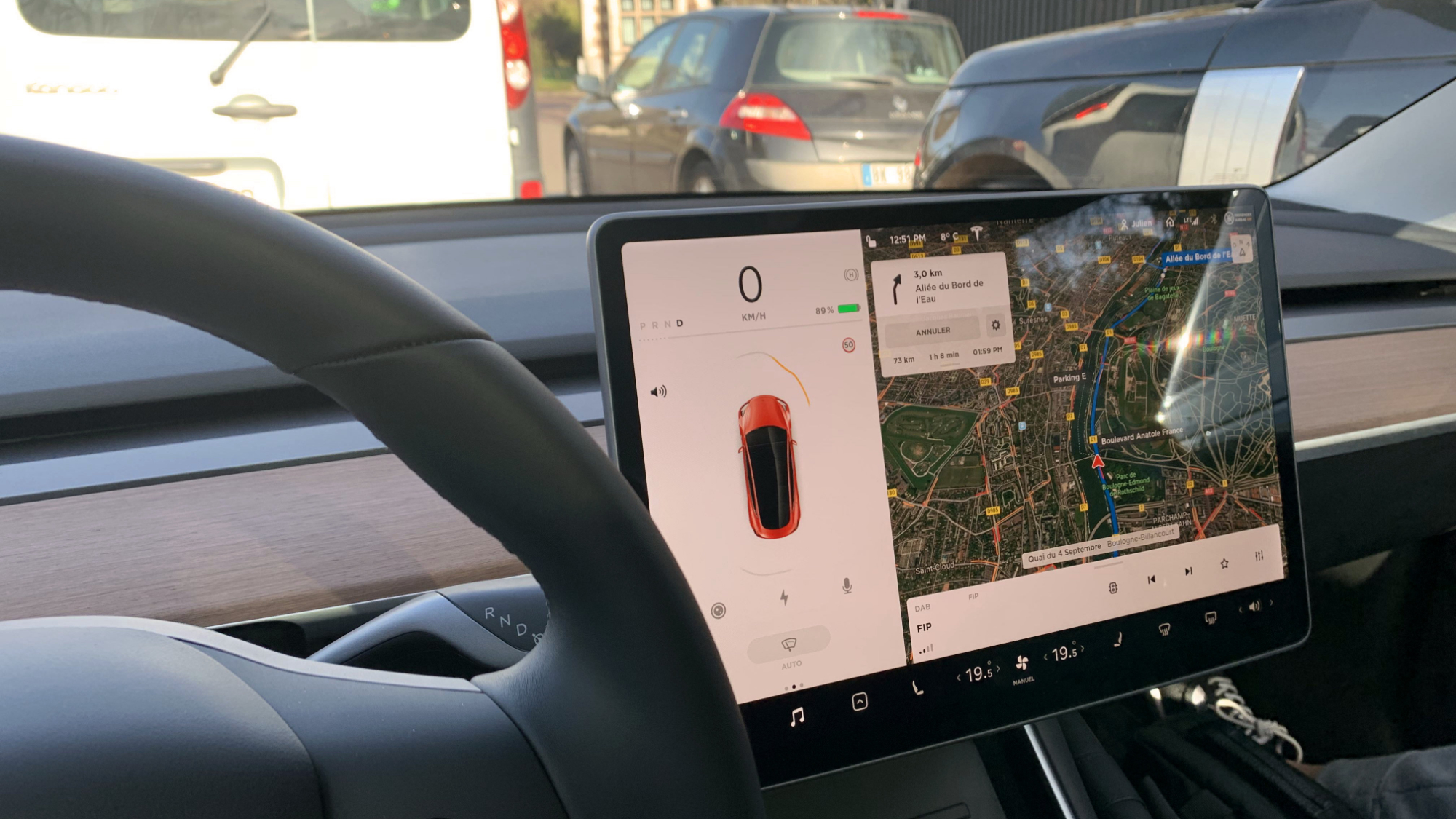 Les essuie-glaces de la Tesla Model 3 sont-ils « illégaux » ? - Numerama