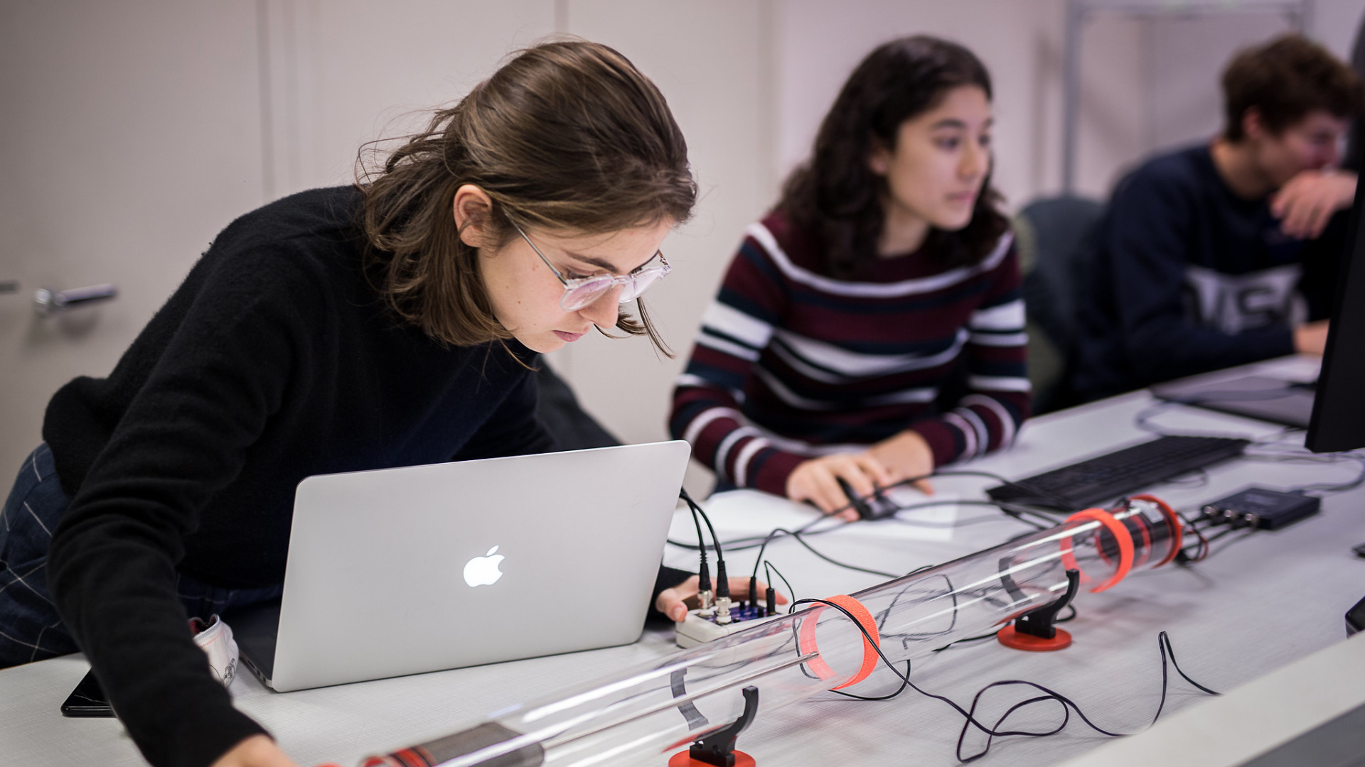 Informatique, astronomie ou chimie : toutes ces inventions de femmes attribuées à des hommes