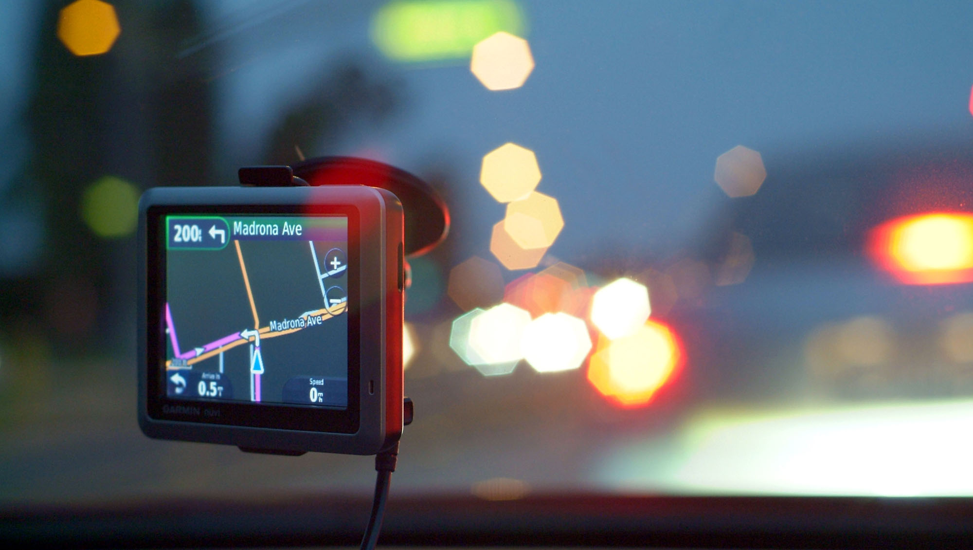 Dispositif anti-brouillage GPS