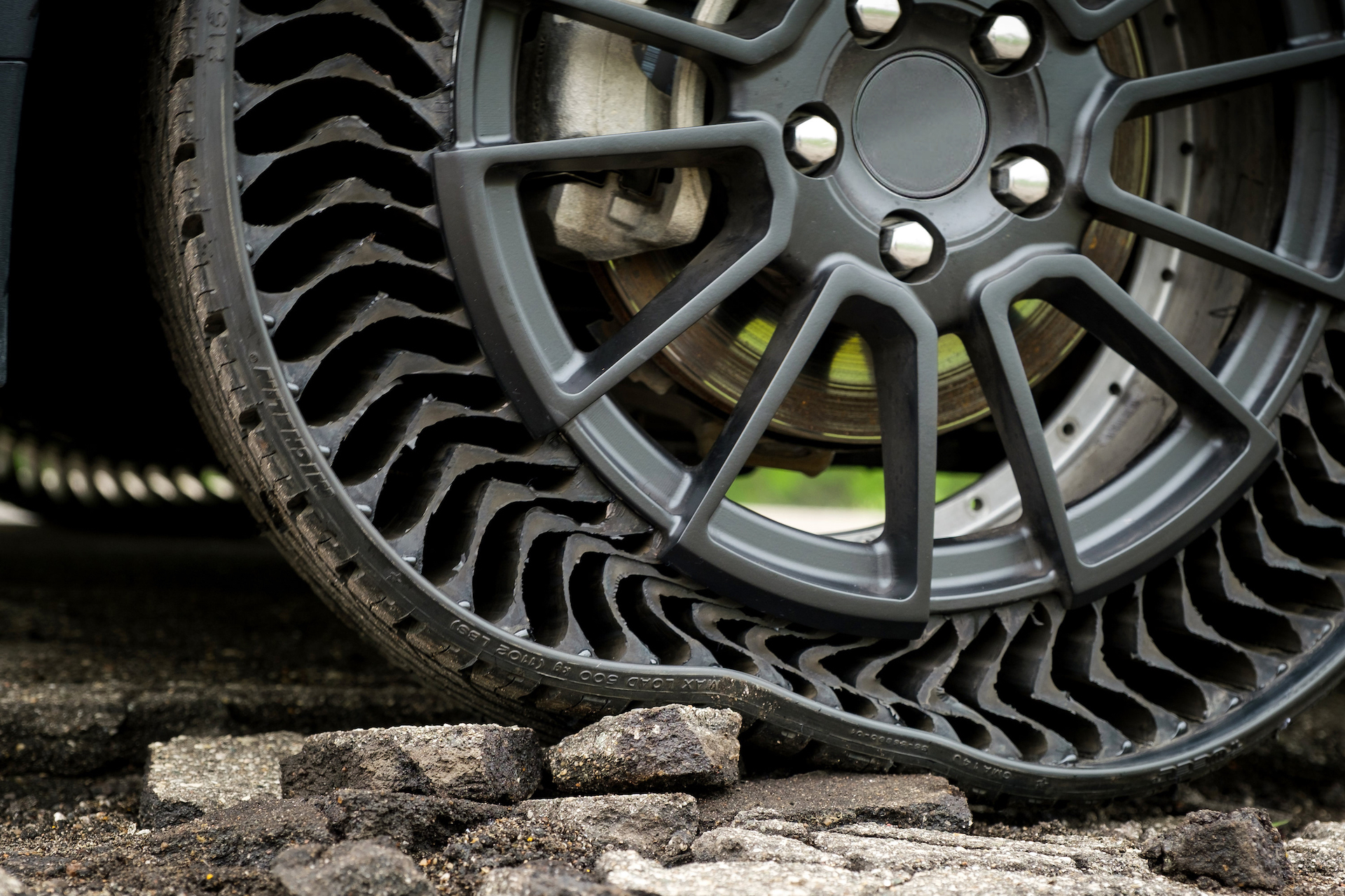 Michelin vise 2024 pour des pneus sans air increvables Numerama