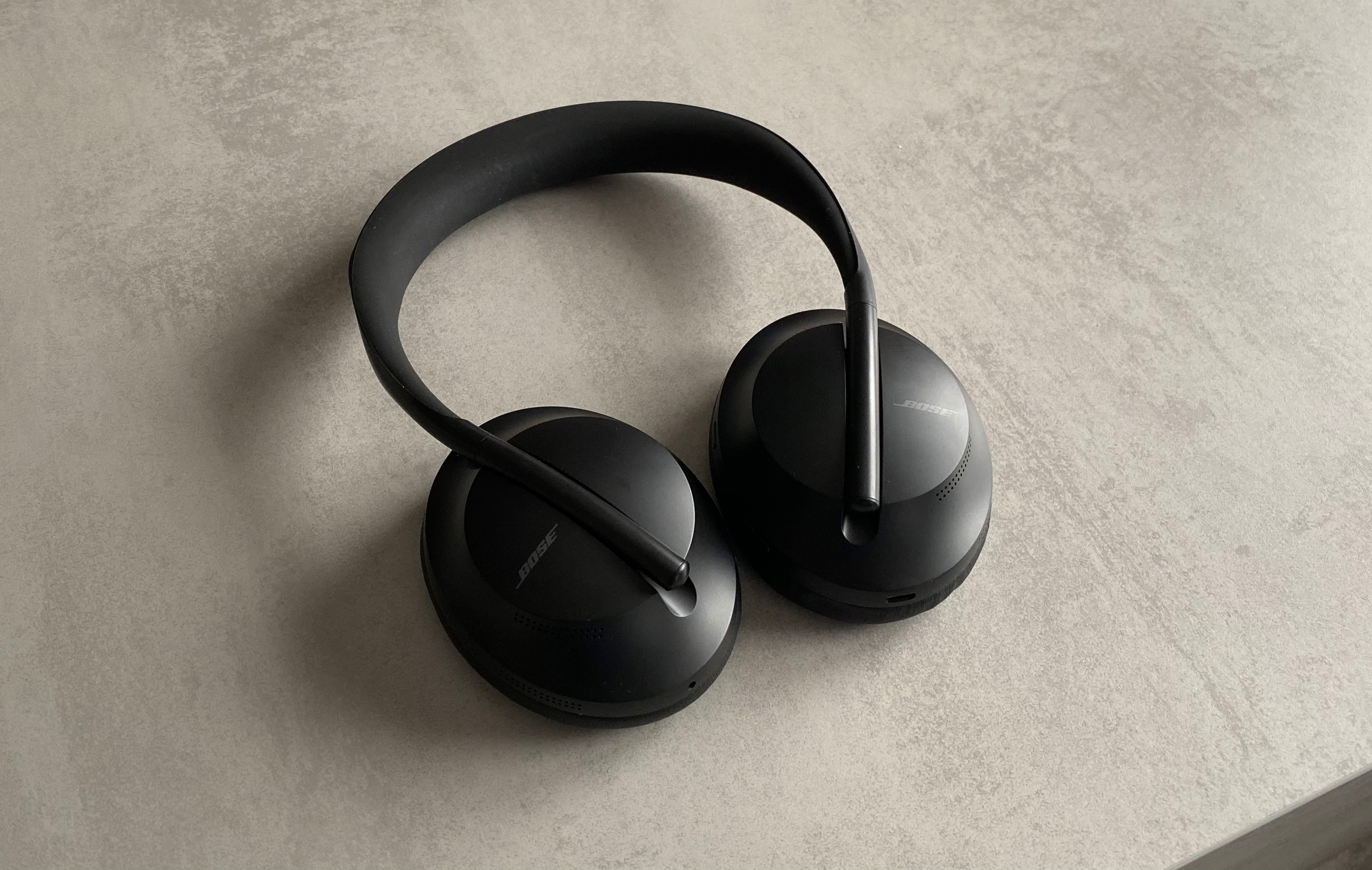 Casque sans fil: Bose 700 - Liberte 6