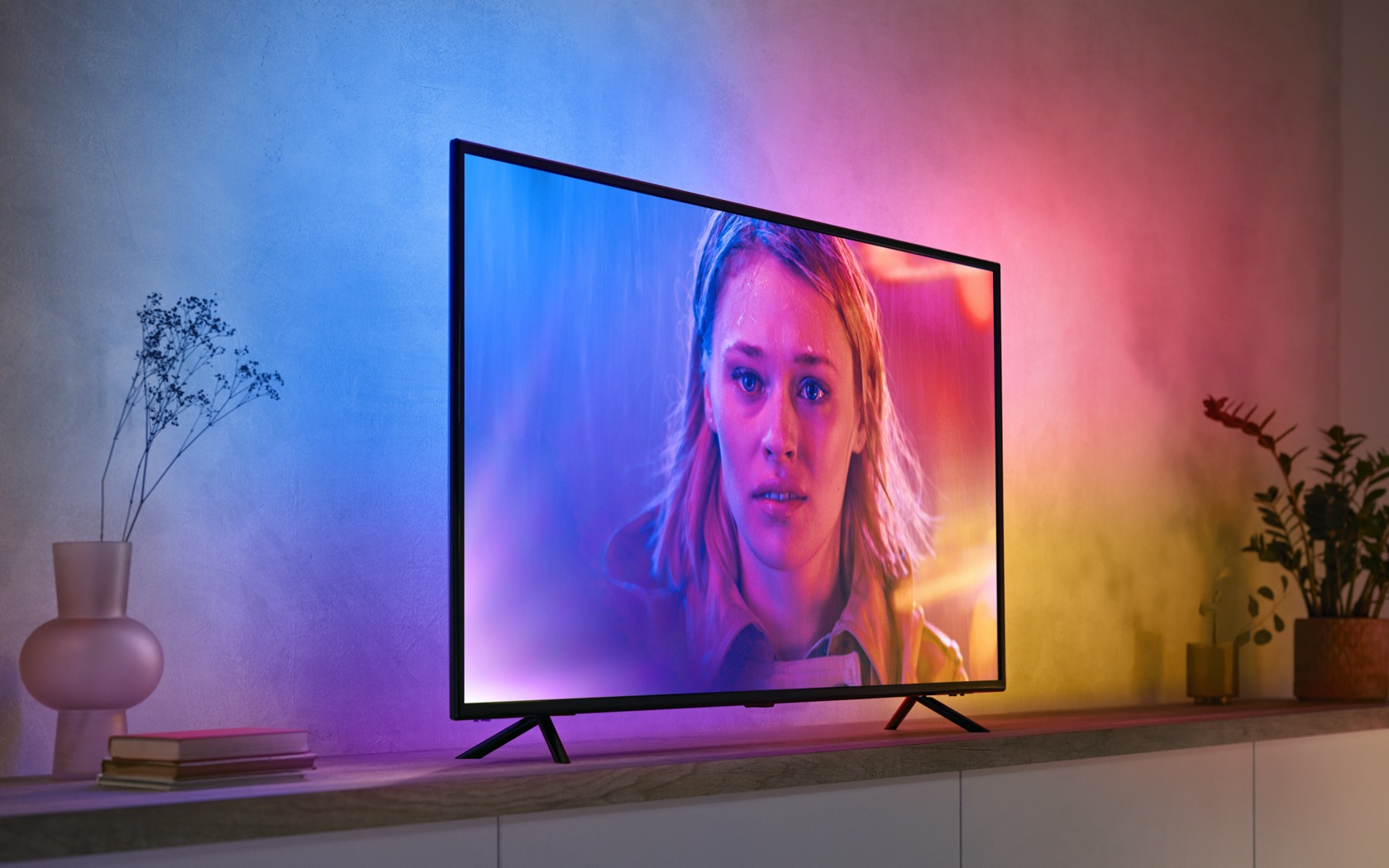 Téléviseurs Philips : tout comprendre de la gamme Ambilight 2024