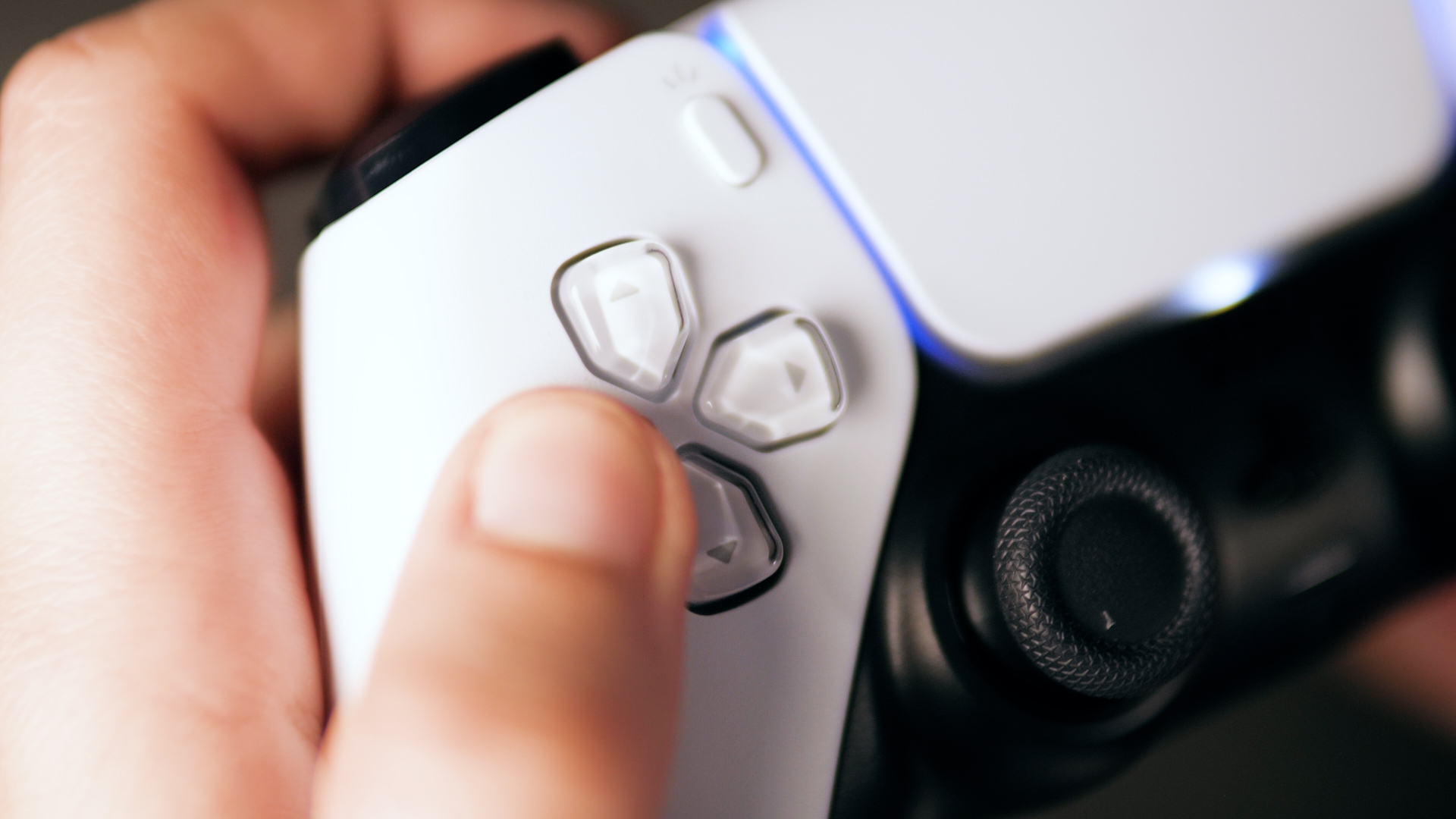 PS5 : Sony dévoile deux nouvelles couleurs pour sa manette DualSense