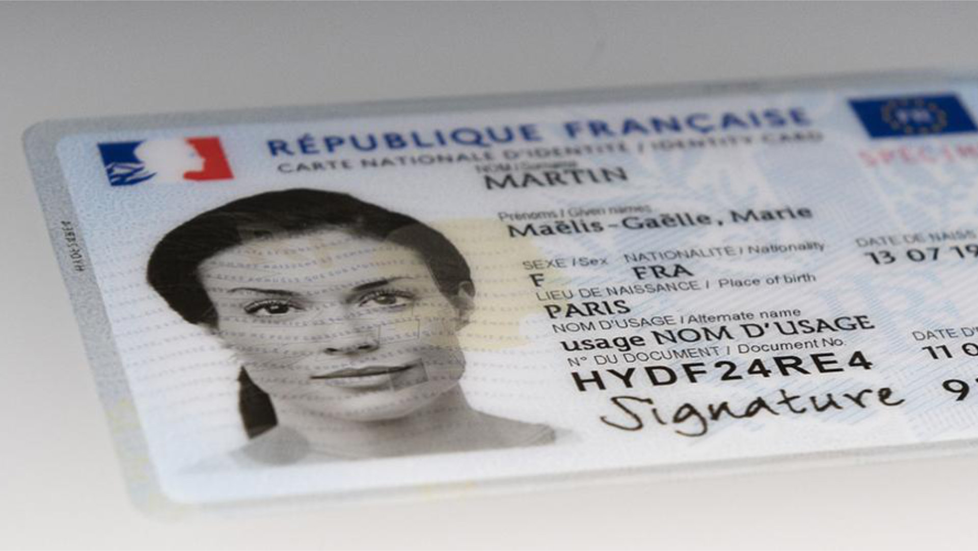 Les nouvelles cartes d'identité seront désormais livrées dans