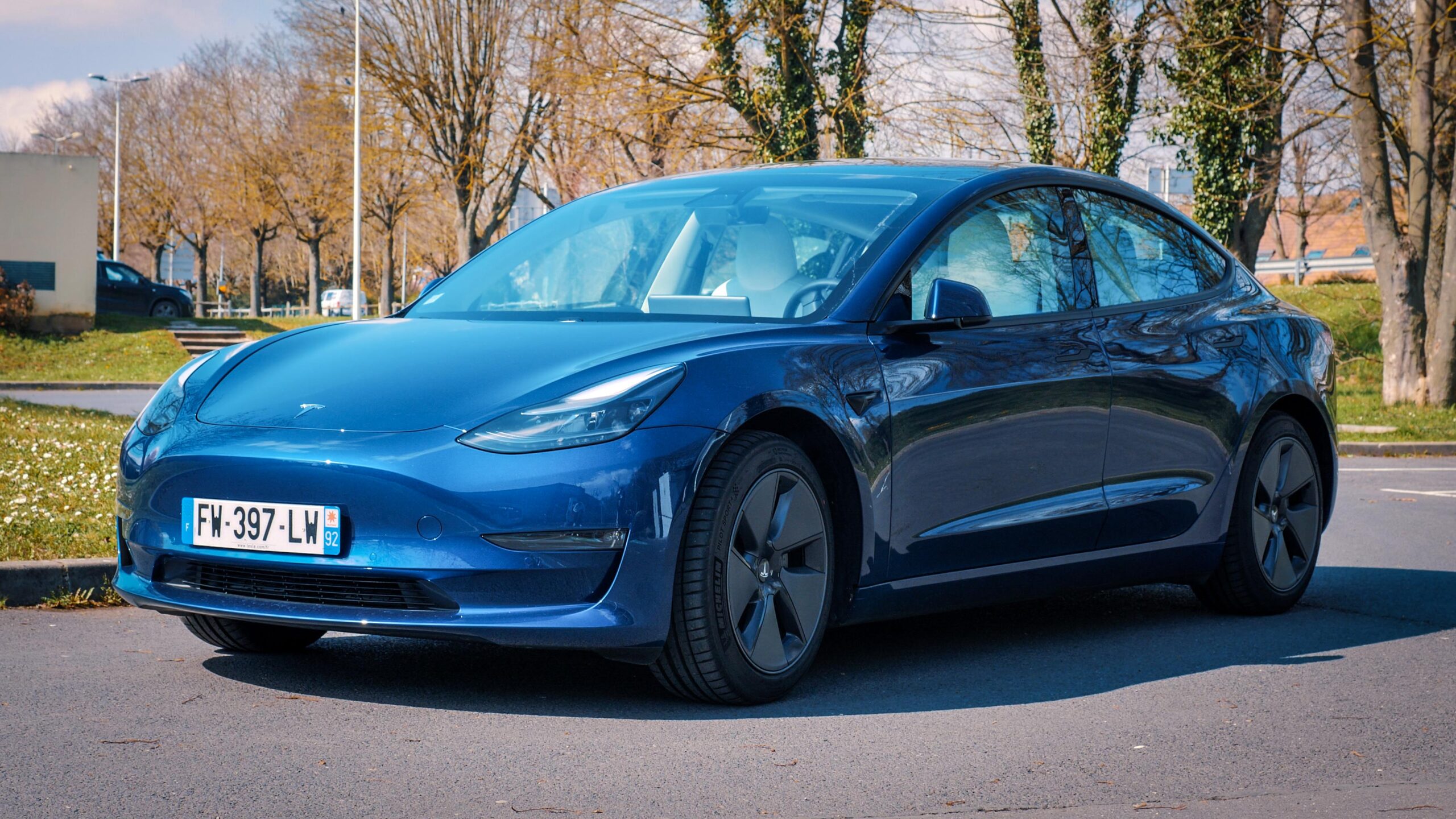 Essai de la Tesla Model 3 (2021) : plus abordable, plus peaufinée