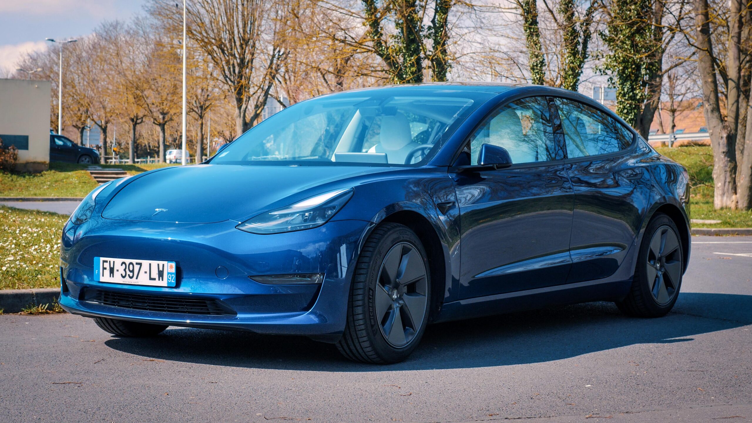 Tesla Model 3 : tous les modèles, prix et fiches techniques