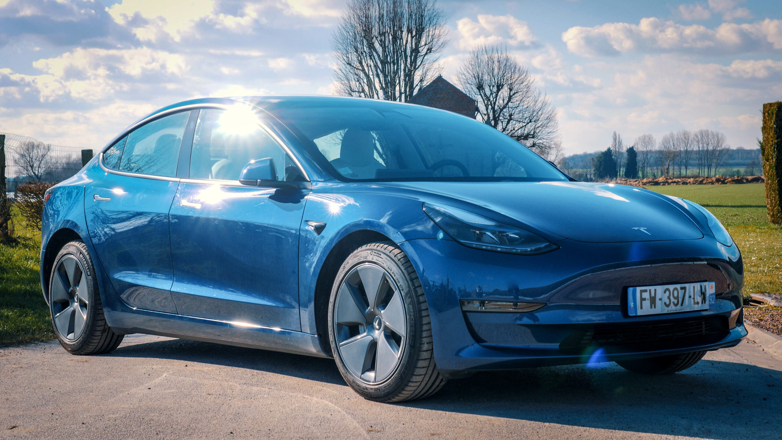 Mode Sentinelle de Tesla : que consomme-t-il et faut-il l'activer ? -  Numerama